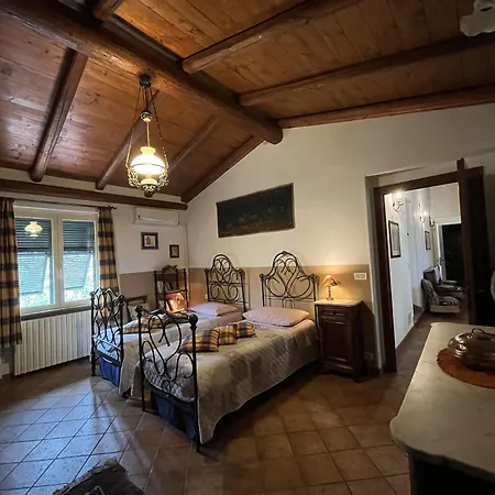 בית חווה Cascina Folletto *